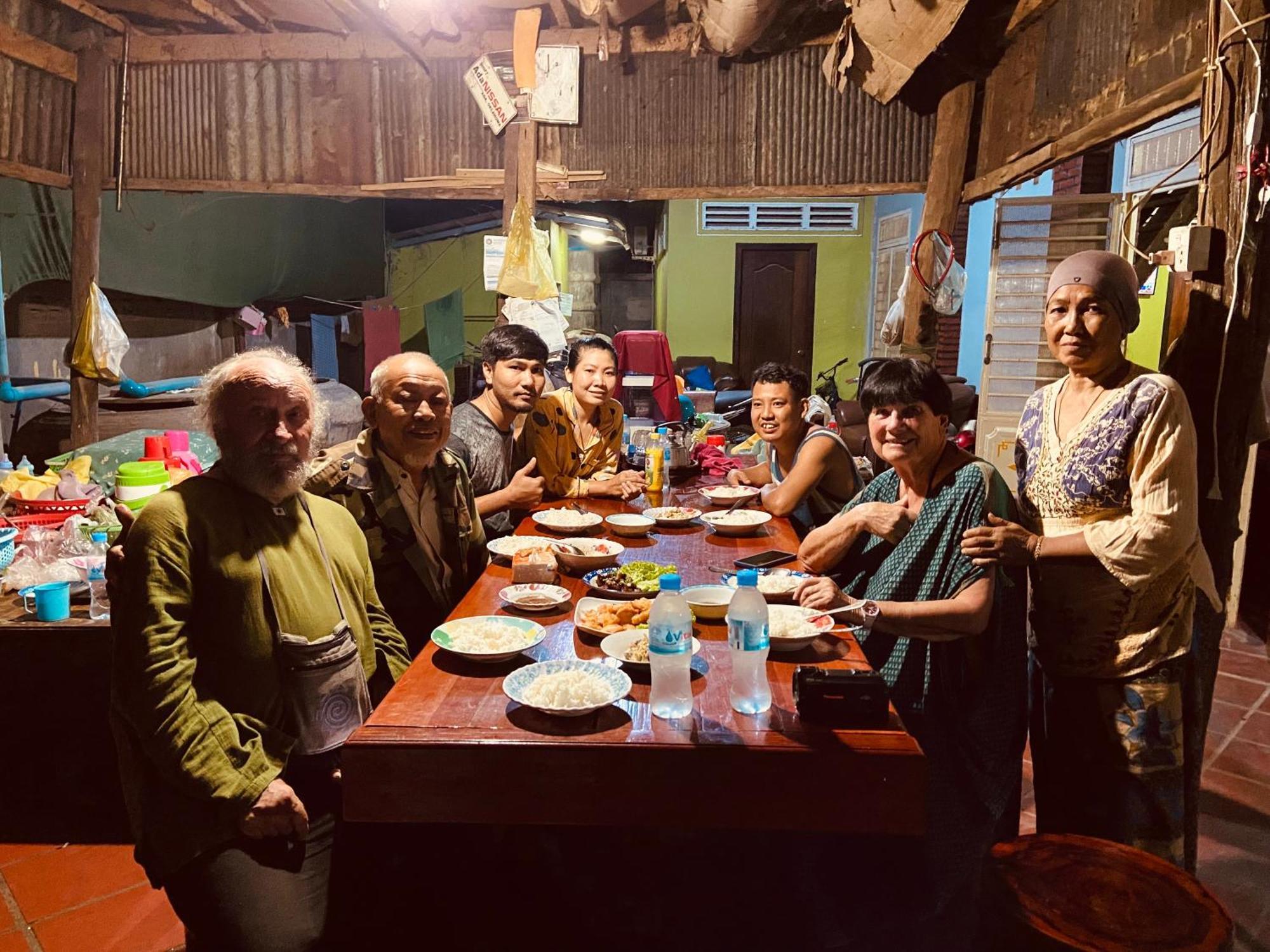 Lazy Mango Home Stay Phum Pouth ma Srei Zewnętrze zdjęcie